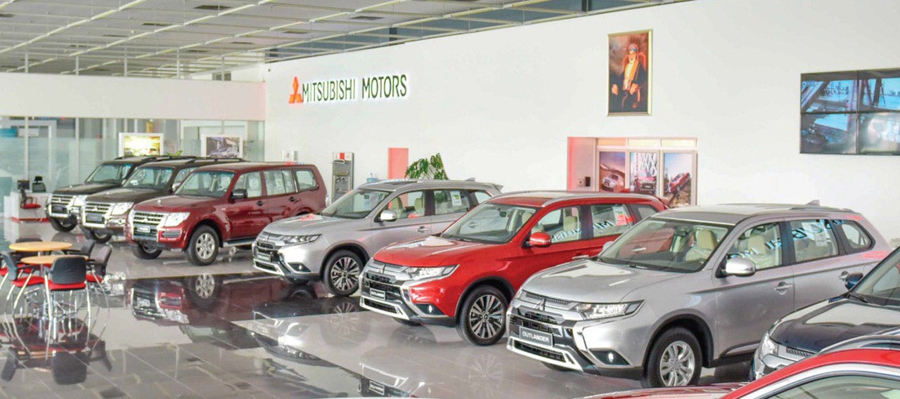 Mitsubishi Oman