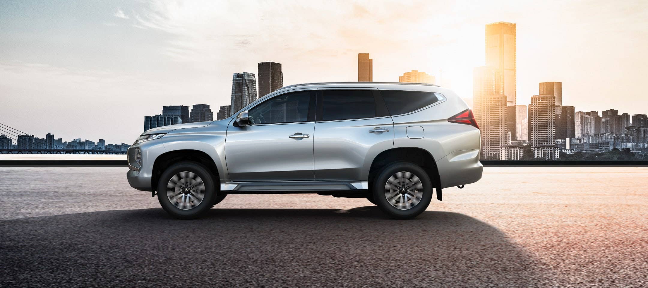 Exterior - Mitsubishi Pajero Sport | Refined and luxurious